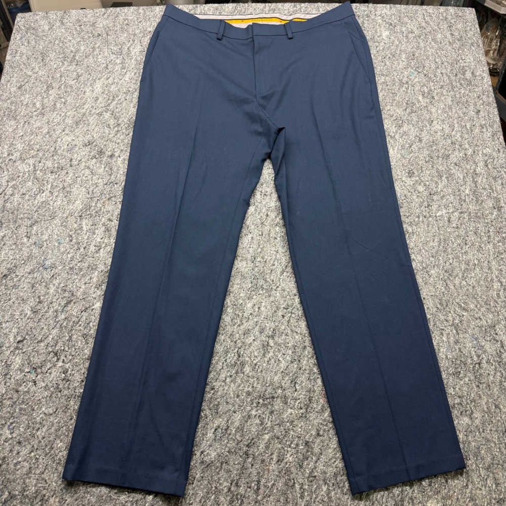 Haggar Tailored Fit Mens Dress Pants Navy Blue 38x32 HY70304 Flat Front Trousers